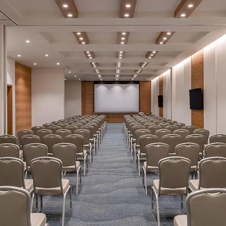 Hyatt Regency 호텔