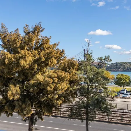Hyatt Regency Ξενοδοχείο 5*
